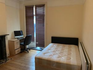 Photo 11- click for photo gallery